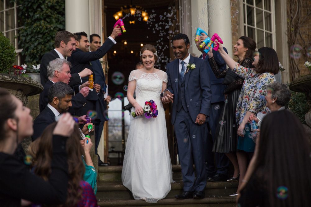 Wedding guest list tips wedding party