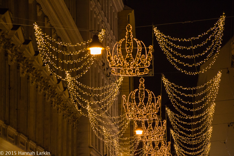 Love Travels Vienna Christmas lights in the street