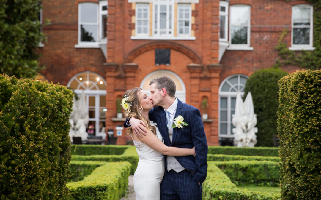 relaxed London wedding photography